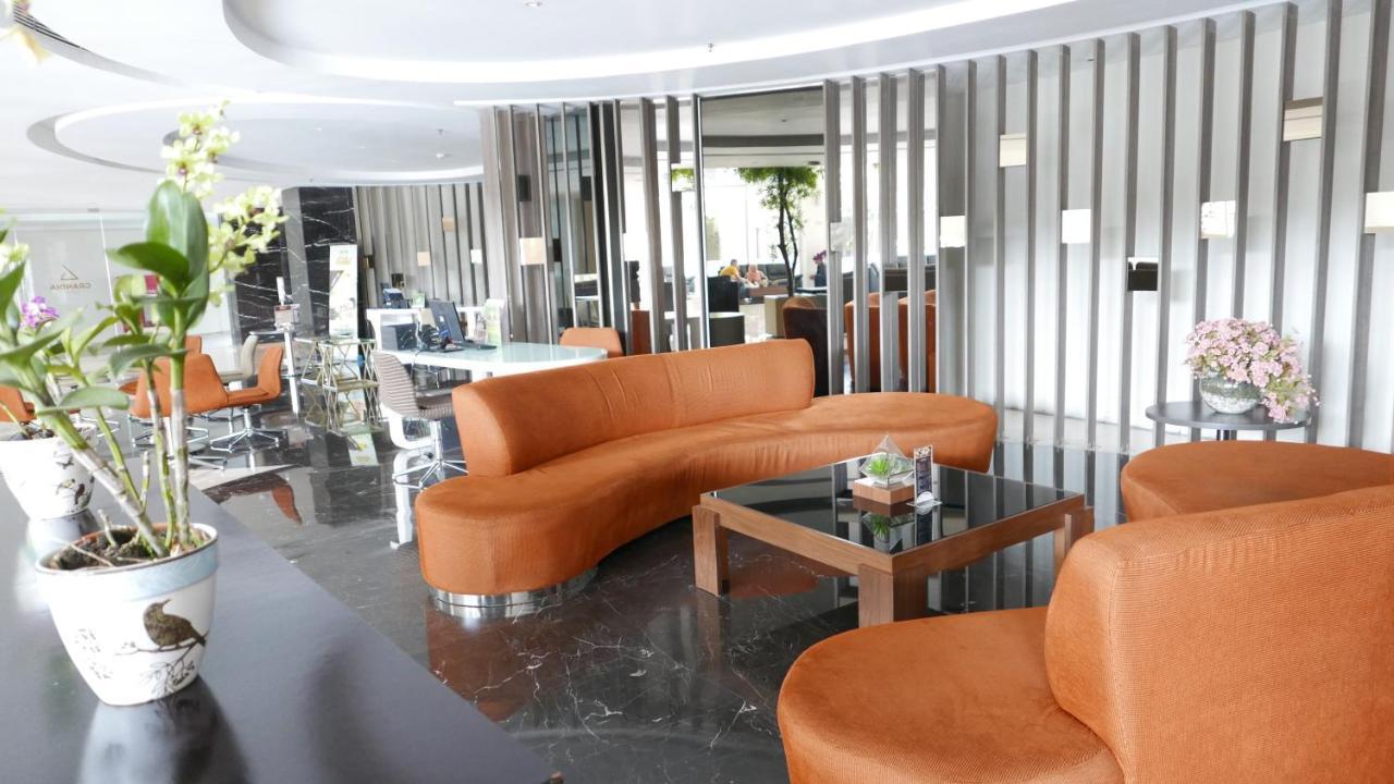 Grandia Hotel Бандунг Экстерьер фото