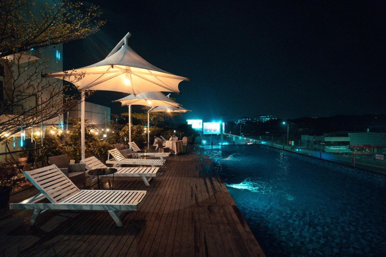 Grandia Hotel Бандунг Экстерьер фото