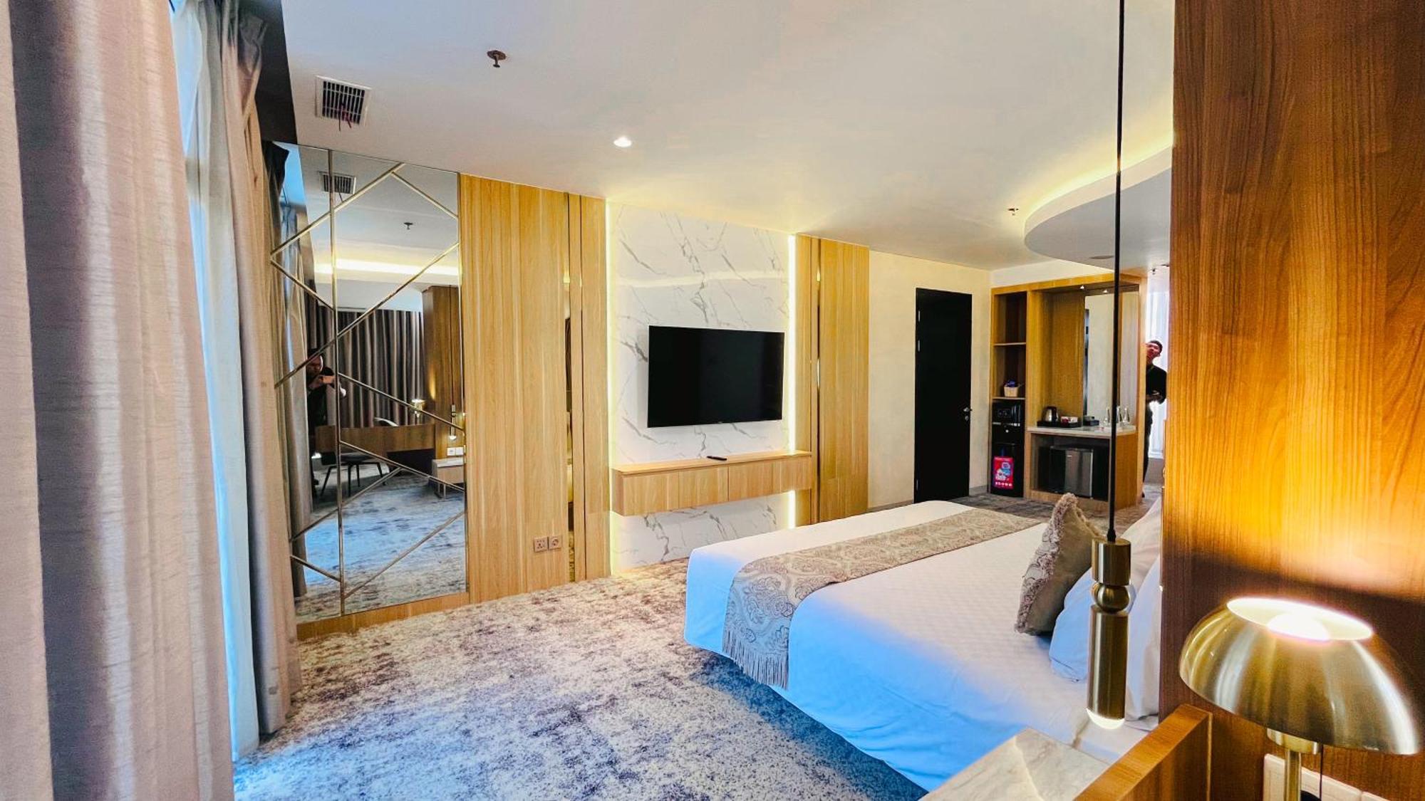 Grandia Hotel Бандунг Экстерьер фото